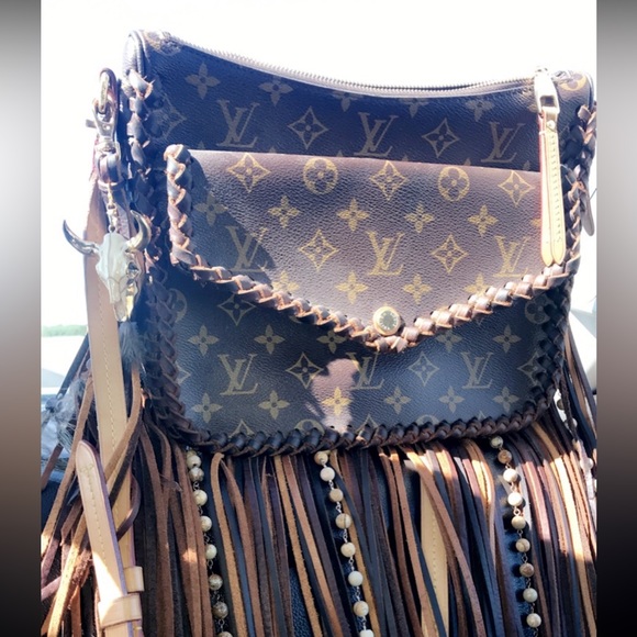 RARE Authentic Louis Vuitton Mabillon Crossbody Shoulder Bag with Fringe & Beads - Picture 15 of 16